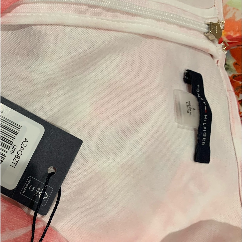 Size 6 Tommy Hilfiger dress